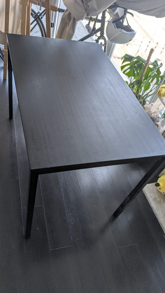Ikea dining table (chairs optional)