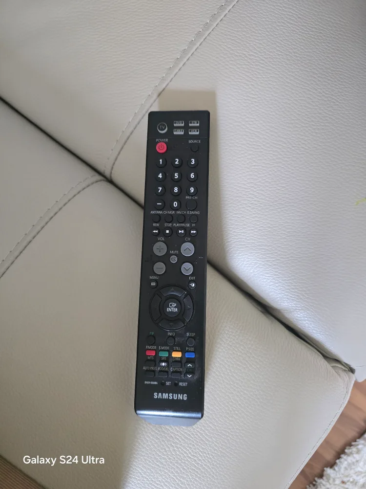 Samsung LN-S4695D 46" HDTV LCD TV image indicator(2)