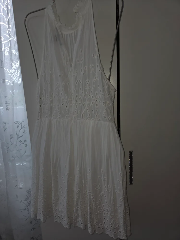 White Eyelet Dress image indicator(6)
