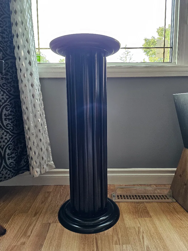 Cherry brown Decorative Pedestal Stand thumbnail
