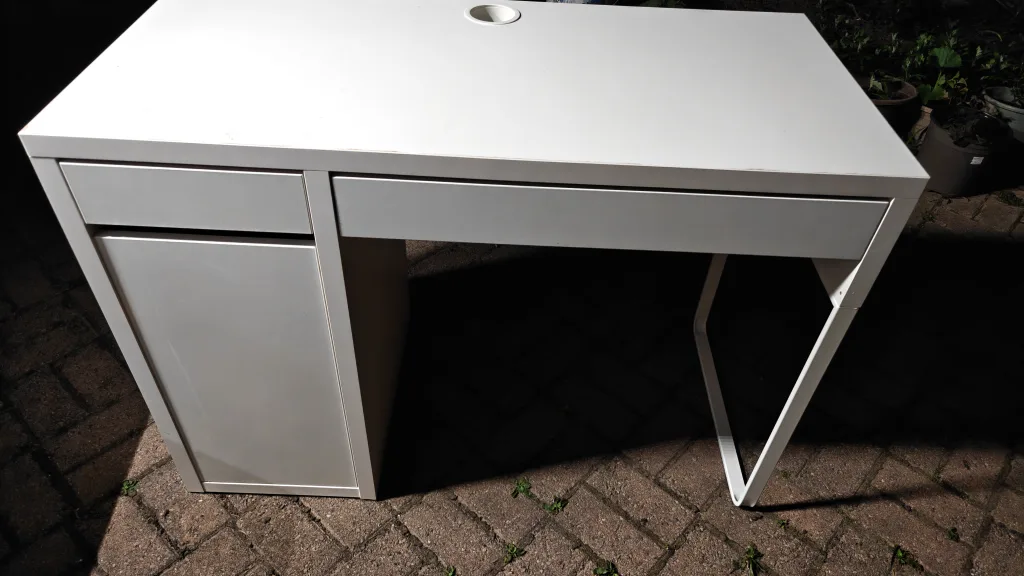 White Desk with Drawers thumbnail