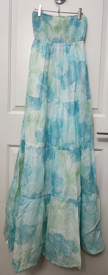 Brand new Strapless Dress+ free gift thumbnail