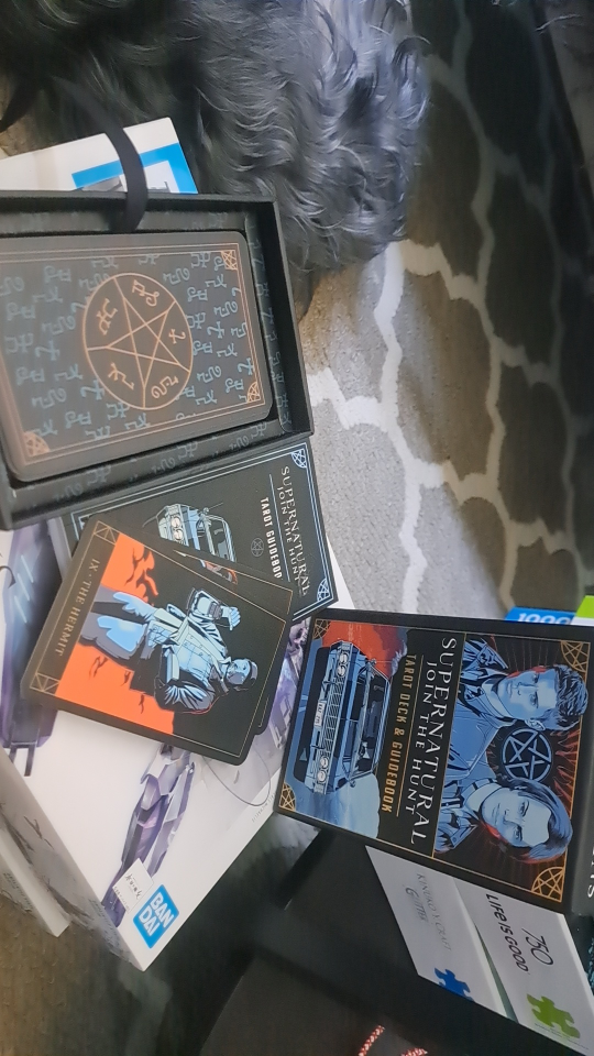 Supernatural Tarot Deck & Guidebook