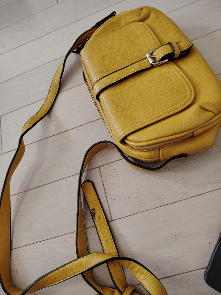 Yellow Crossbody Bag image indicator(2)