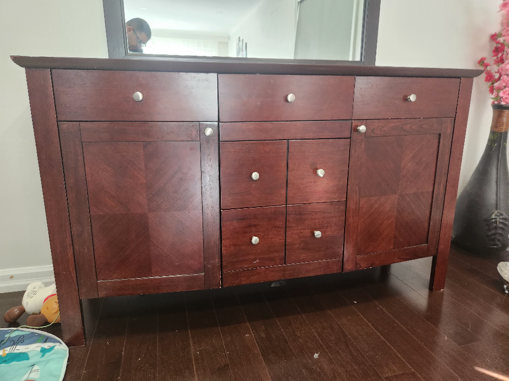 Dining table with 6 chairs and dresser with mirror - photo 4