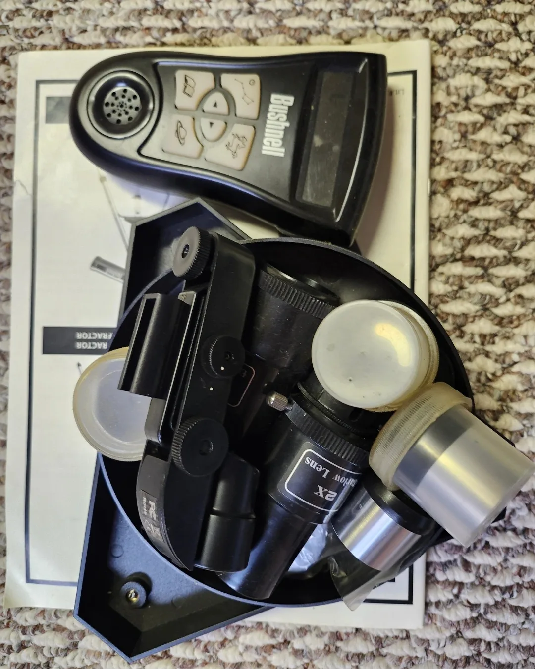 Bushnell Telescope w/ Tripod & Accessories image indicator(3)