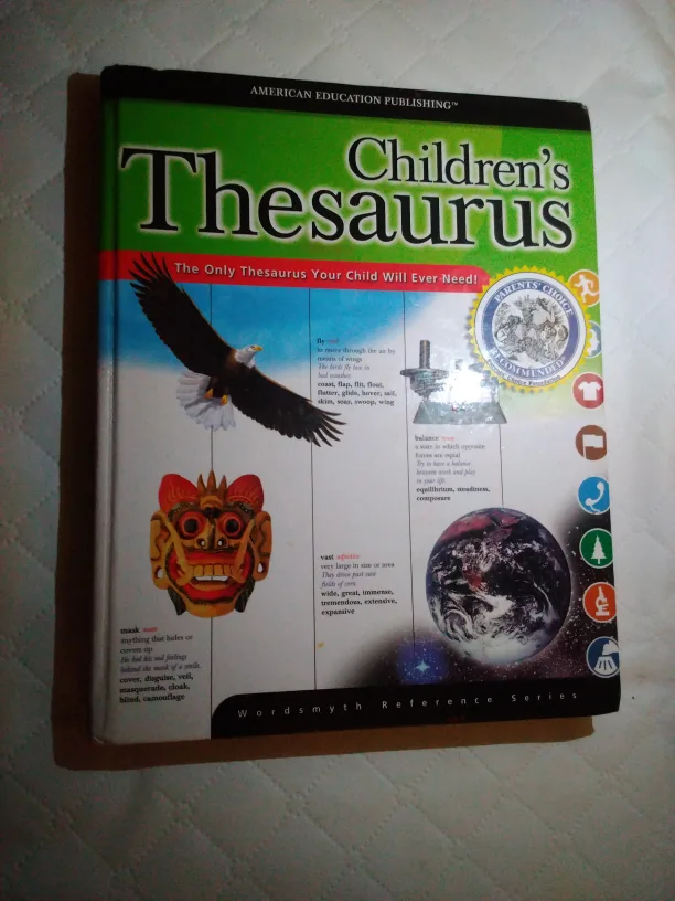 Children's Thesaurus - Reference Book thumbnail