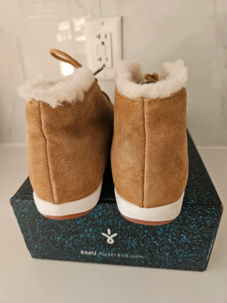 EMU Australia Akala Chestnut Boots - Size 8 image indicator(2)