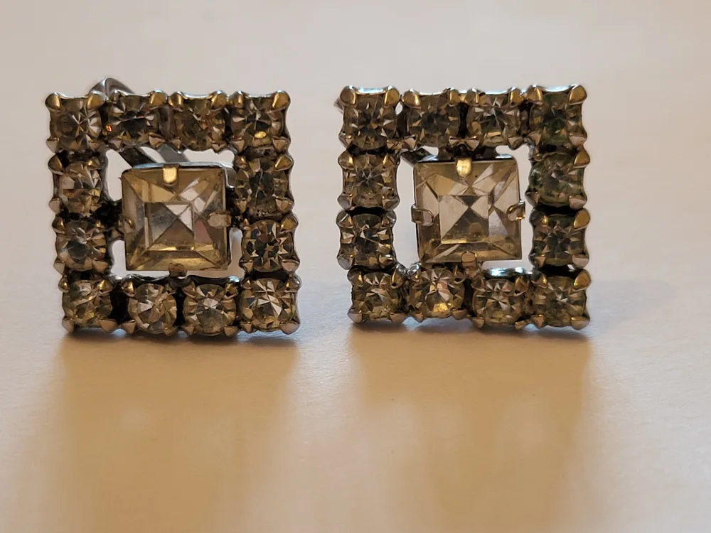 Vintage Sterling Silver Earrings thumbnail