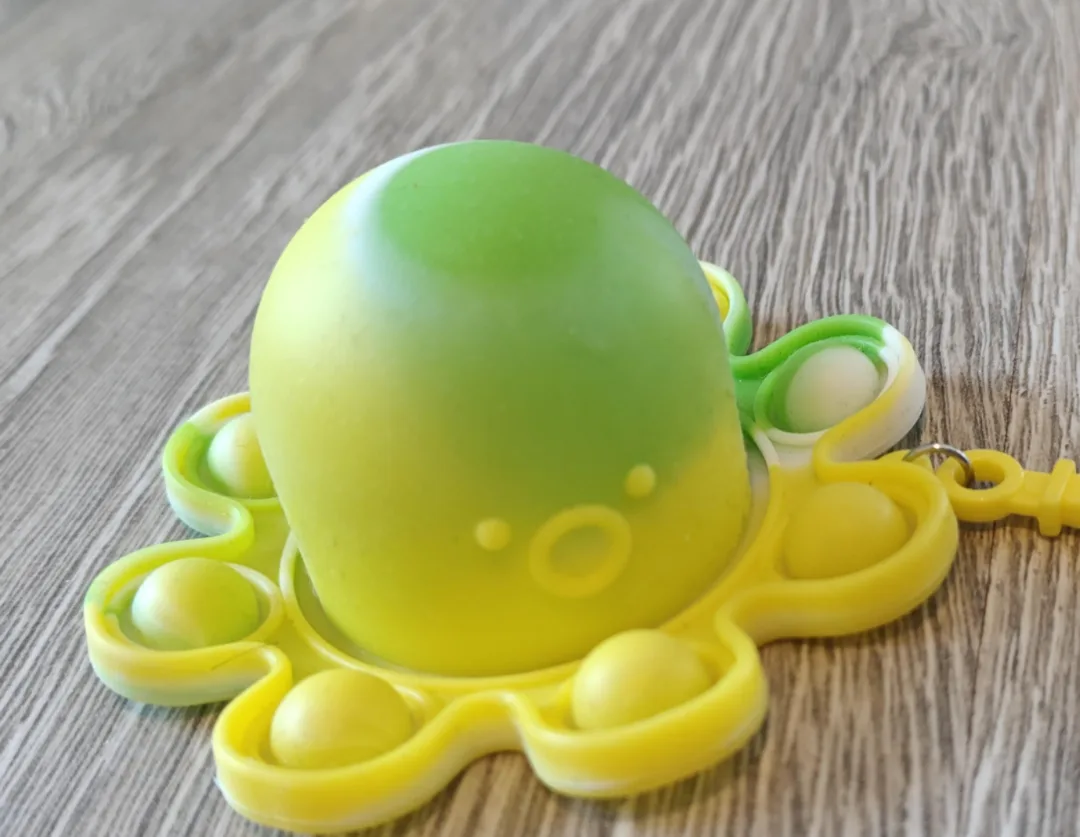 Octopus Pop It Fidget Toy - Green & Yellow thumbnail