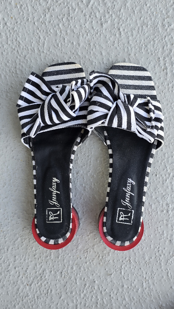 Junfaxy Striped Bow Sandals - Size 40 (CA-9)