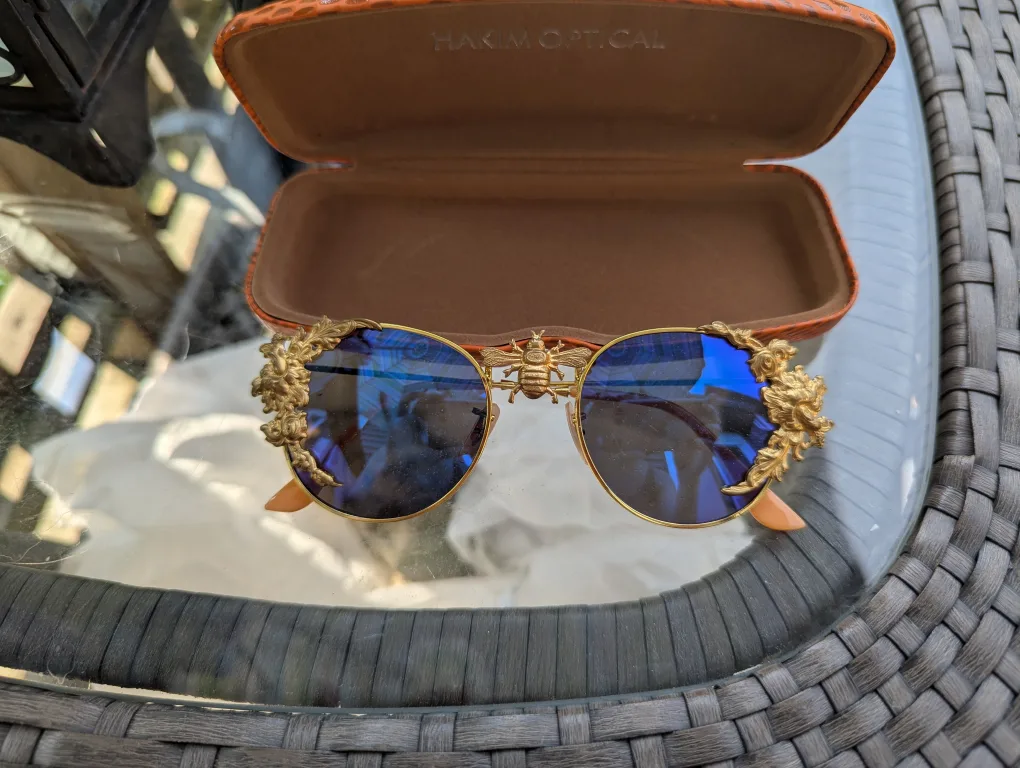 Statement Sunglasses image indicator(3)