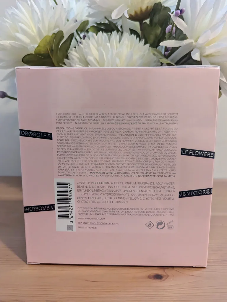 Brand new/sealed Viktor&Rolf Flowerbomb Eau de Parfum Travel Set image indicator(3)