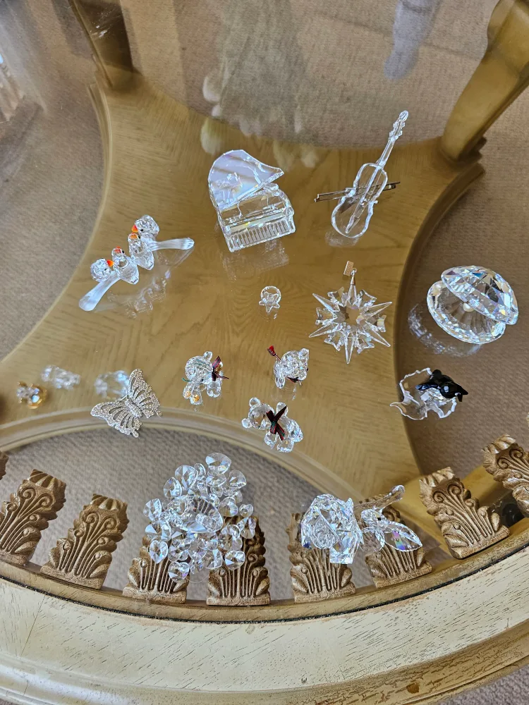 Swarovski Crystal Figurines Collection image indicator(5)