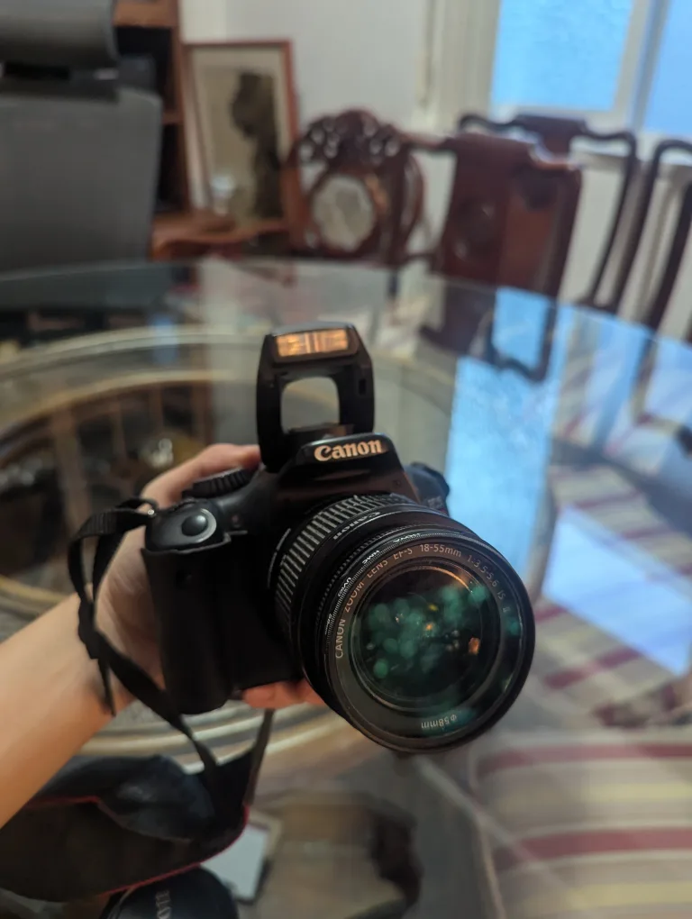 Canon T2i Camera (AMAZING CONDITION) image indicator(8)