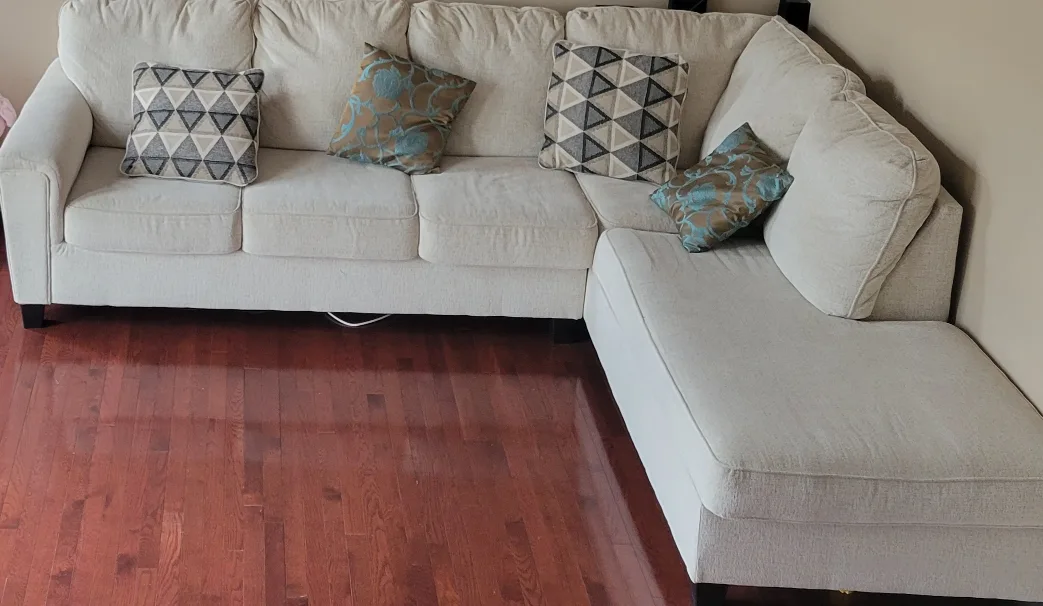 Sectional Sofa thumbnail