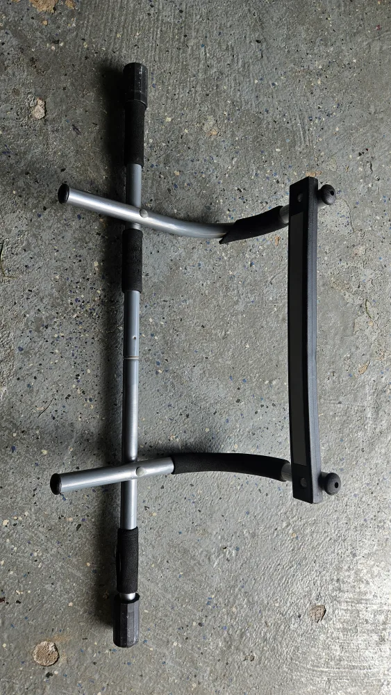 Pull-Up Bar thumbnail