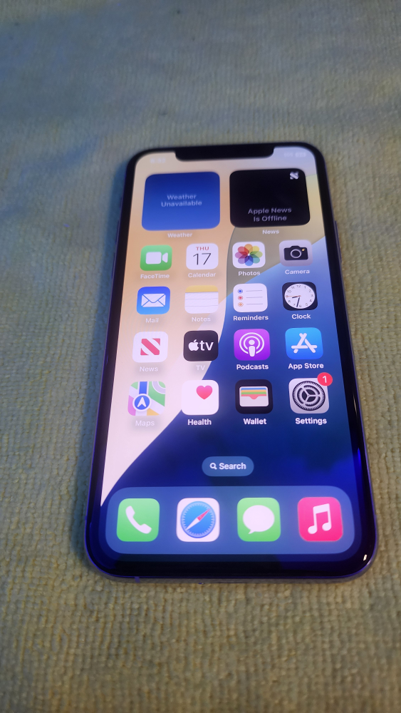 iPhone 11 Pro - Excellent Condition - photo 2