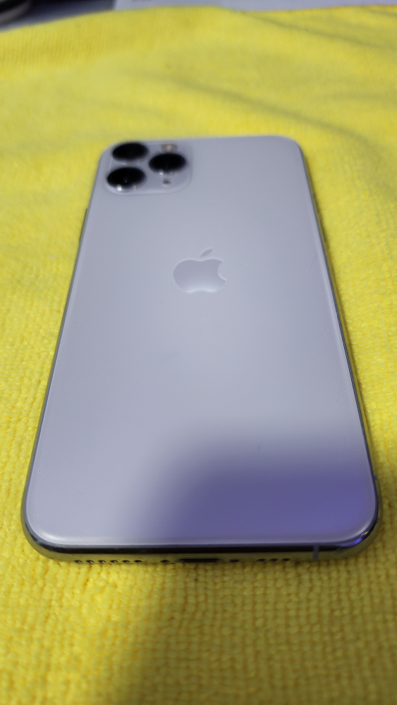 iPhone 11 Pro - Excellent Condition - photo 5
