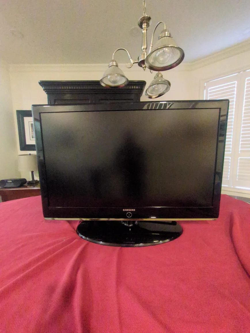 Samsung Flat Screen TV image indicator(3)