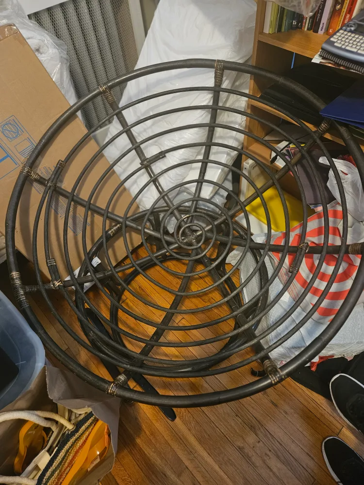 Papasan Chair with Red/White Cushion image indicator(2)