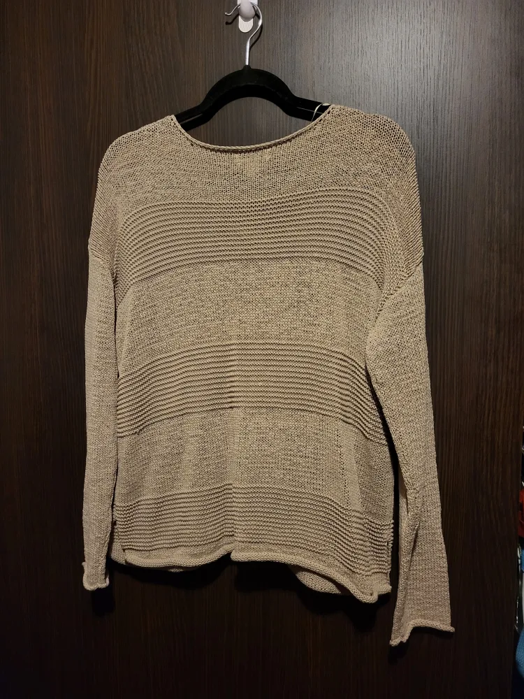 Lord And Taylor Knit Boat Neck Sweater Size: Large image indicator(10)
