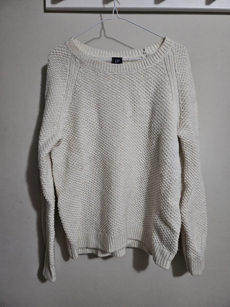 GAP Cream Knit Sweater 🇨🇦 thumbnail