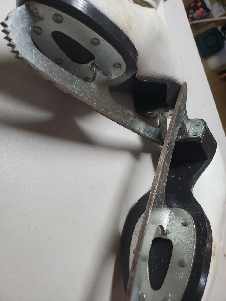 Orbit Capri White Figure Skates - Size 7 - photo 4