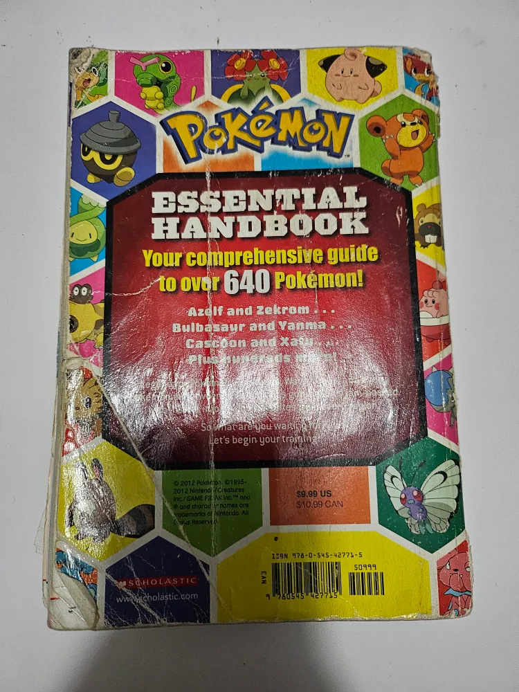 Pokémon Essential Handbook 🇨🇦 thumbnail