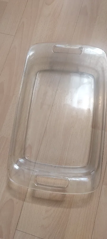 Glass Baking Dish thumbnail