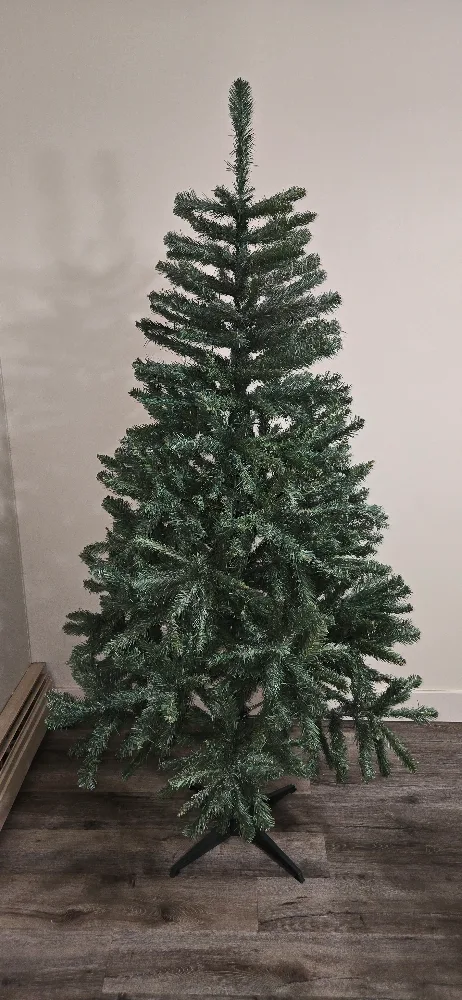 Christmas Tree thumbnail