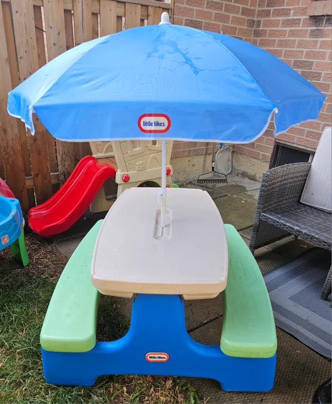Little Tikes Kids Picnic Table with Umbrella thumbnail