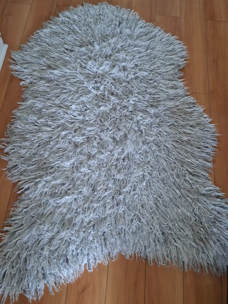 Grey Faux Sheepskin Rug image indicator(4)