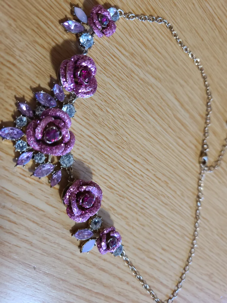 Betsey Johnson Rose Necklace image indicator(3)