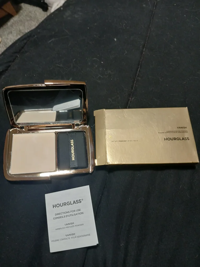 Hourglass Vanish Airbrush Pressed Powder thumbnail