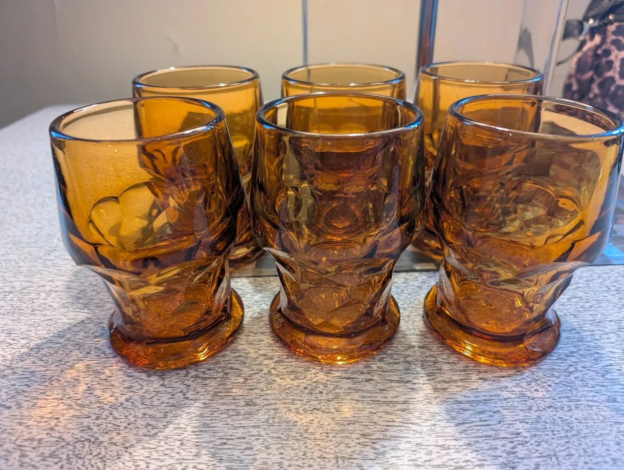 Vintage Set of 6 Amber honeycomb whiskey glasses thumbnail
