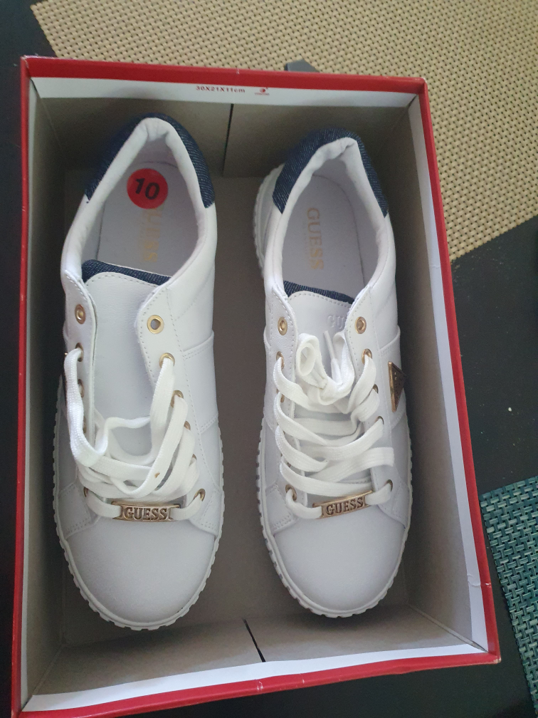 Guess White Sneakers, Size 10, With Box - photo 2