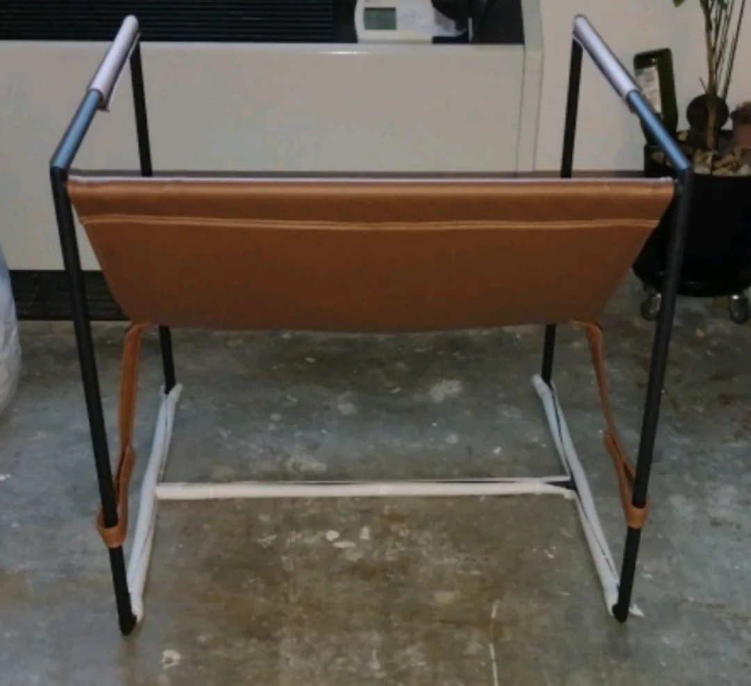 Brown Leather Sling Chair image indicator(3)