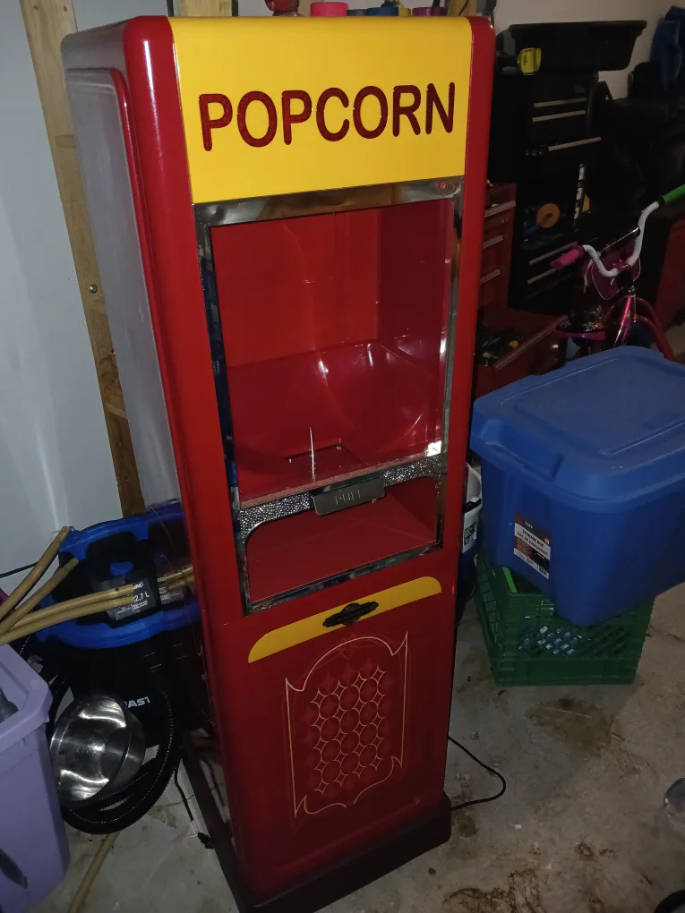 Popcorn Machine - Red & Yellow thumbnail