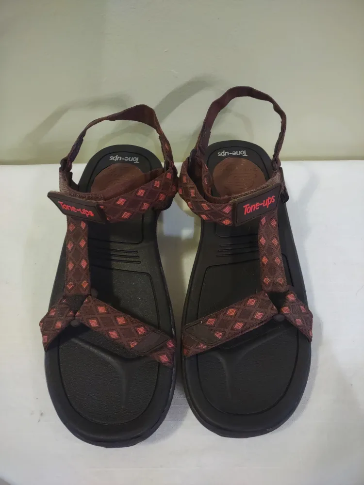 Skechers Tone-ups Sandals thumbnail