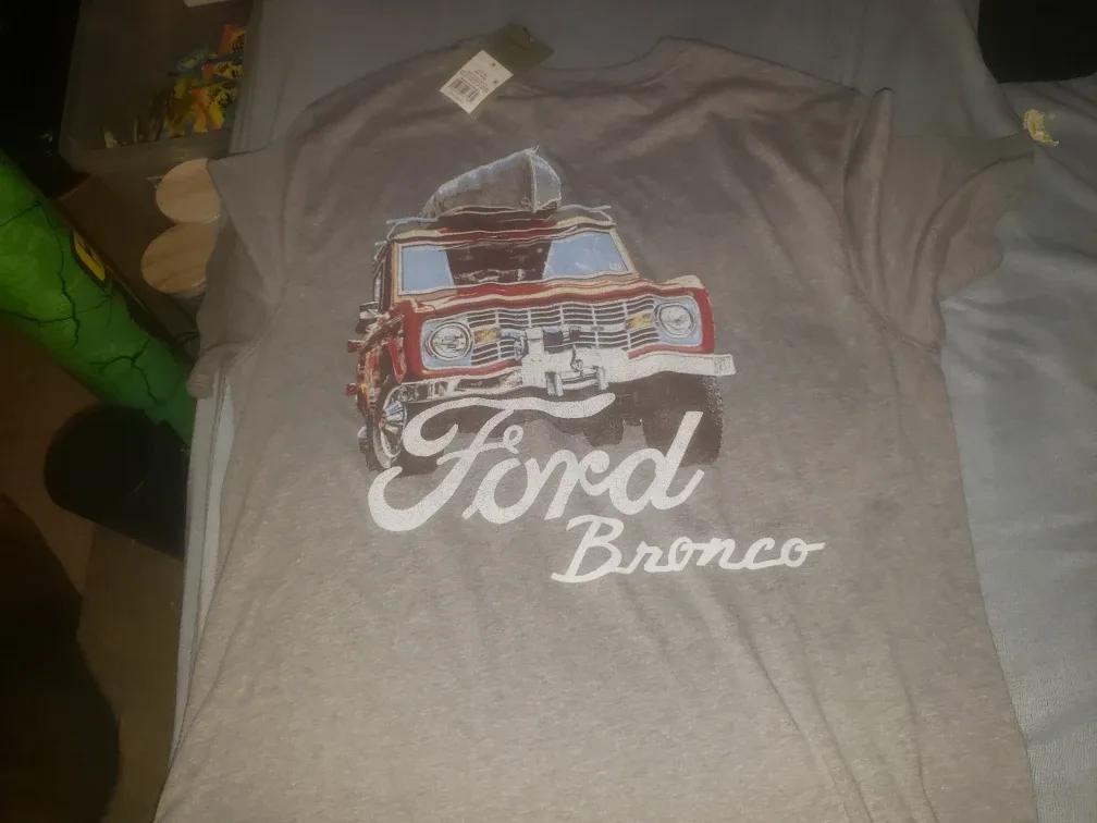 New Goodfellow & Co Ford Bronco Graphic Tee - Size S thumbnail