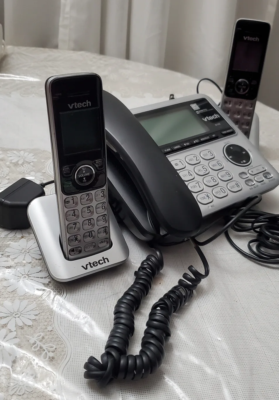 VTech Cordless Phone System with 2 Handsets thumbnail