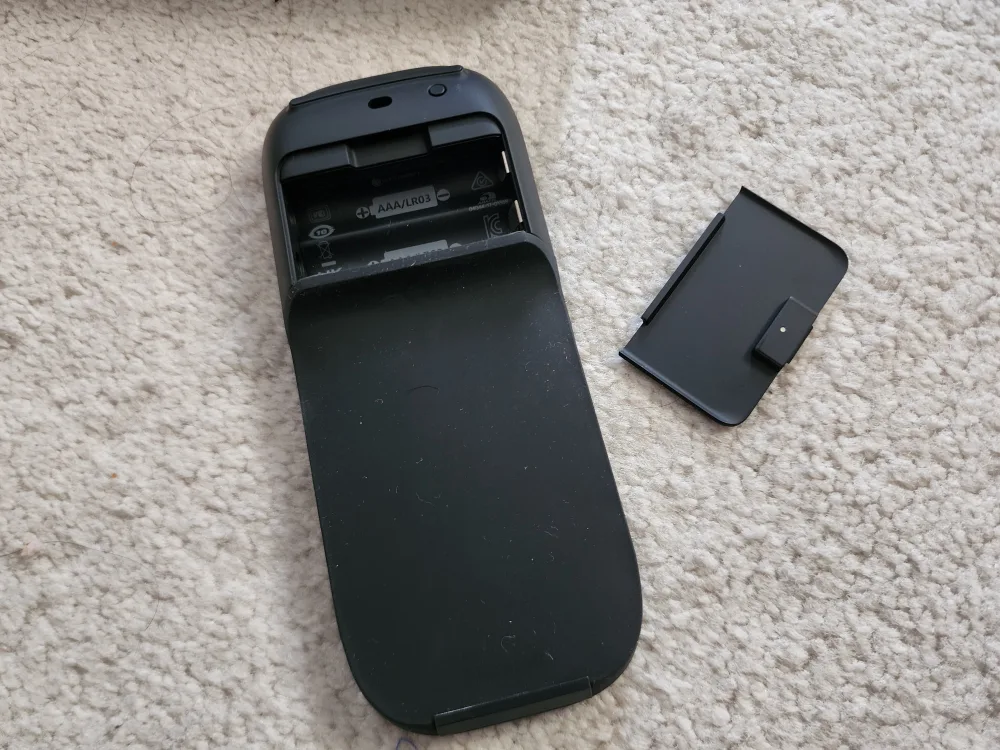 Almost new Microsoft CZV-00097 Surface Arc Mouse - Black image indicator(4)