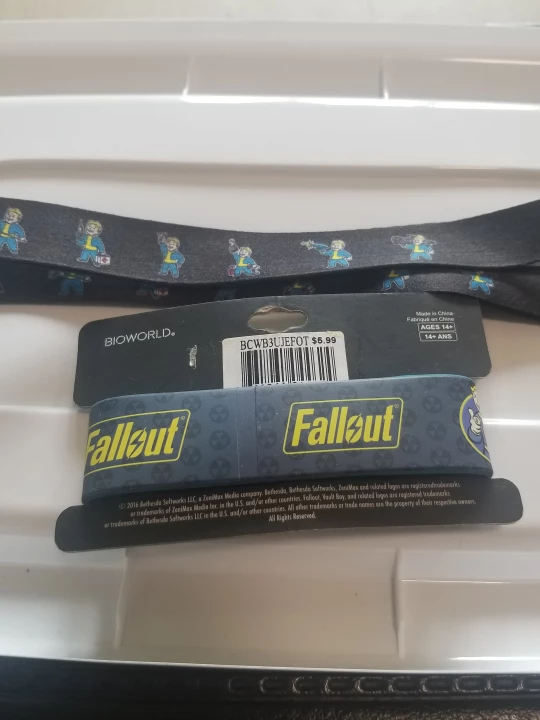 Fallout Merch Wristband and lanyard - photo 2