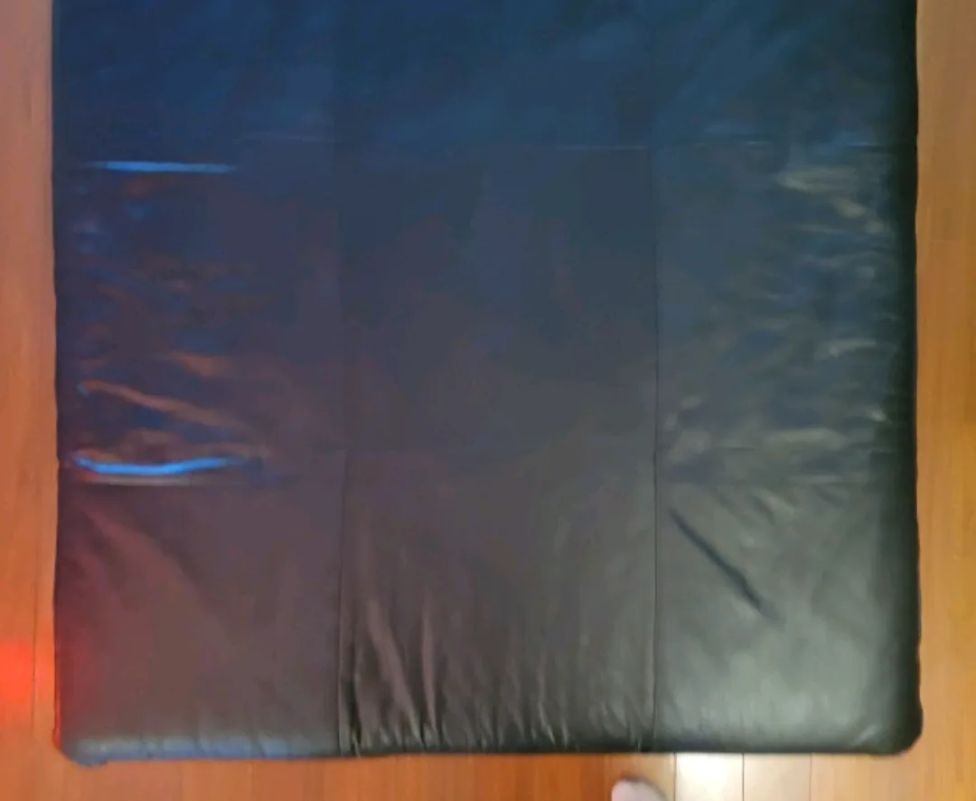 42" MORTEN Ottoman from EQ3 in ebony black leather image indicator(5)