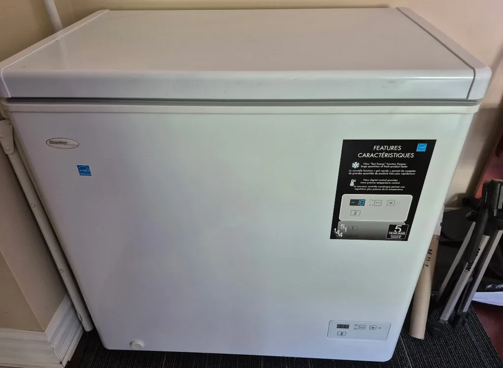 Danby Chest Freezer - White thumbnail
