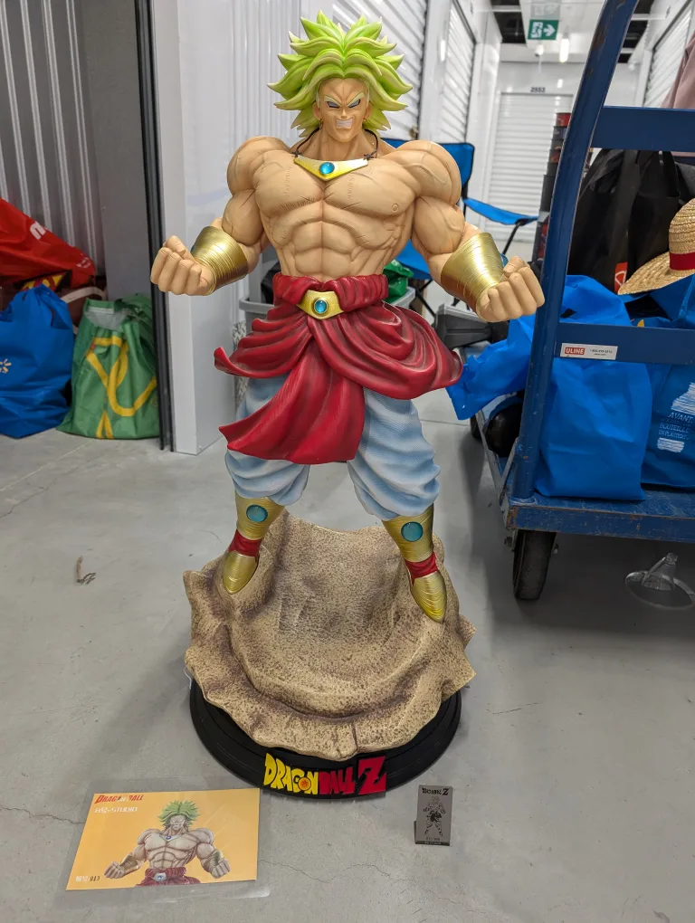 1/4 scale 8 Studio Dragon Ball Z Broly Statue thumbnail
