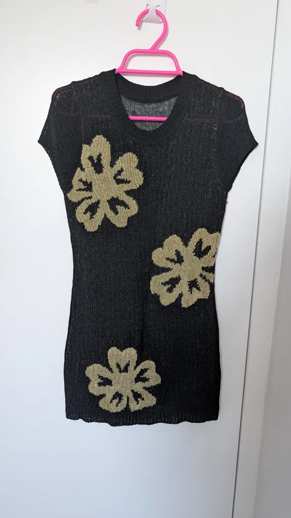 Black Floral Knit Top thumbnail