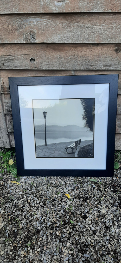 Lamp Post & Bench Picture