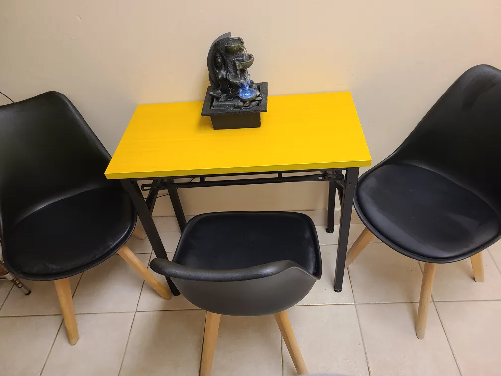 Table and Chairs Set - Yellow Table 🇨🇦 thumbnail